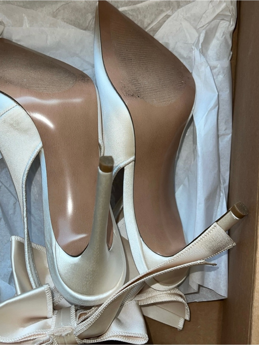 Steve Madden Cream Pointed-Toe Stiletto Pumps with Ankle Bow - Picture 4 of 11
